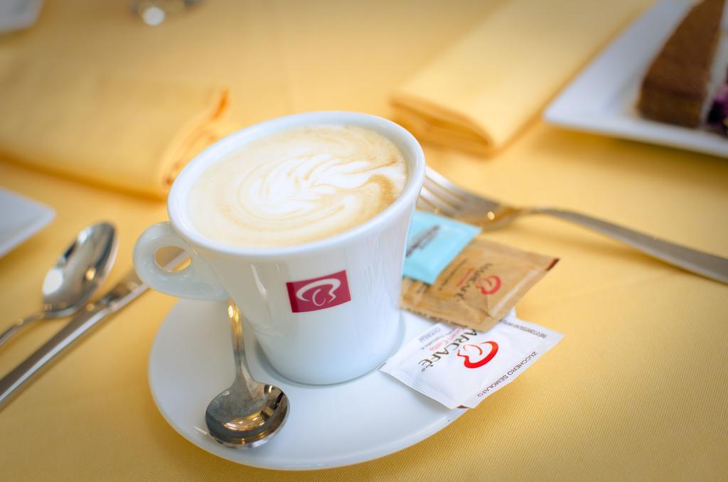 Hotel Federico II LʼAquila Dış mekan fotoğraf