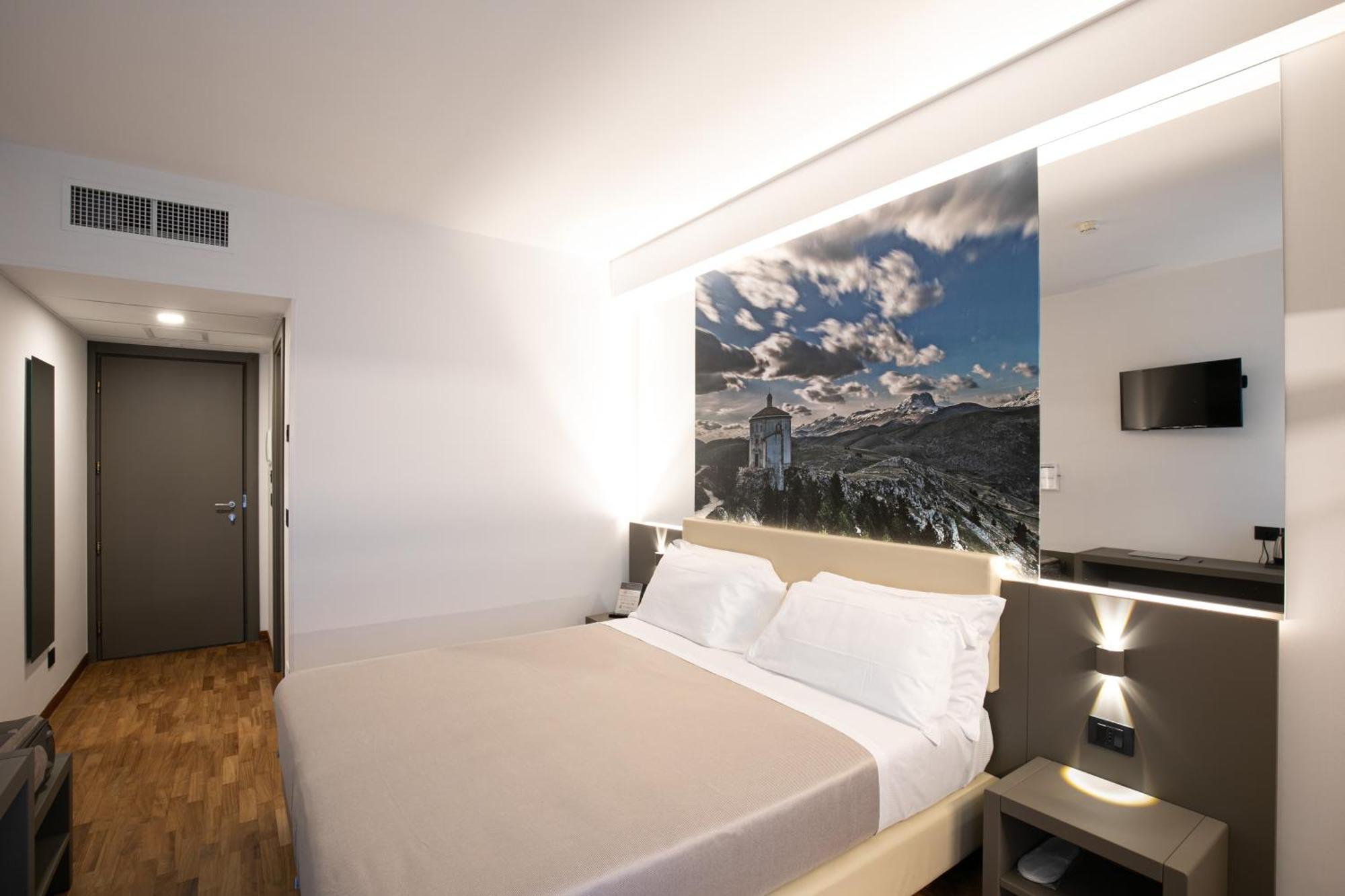 Hotel Federico II LʼAquila Dış mekan fotoğraf