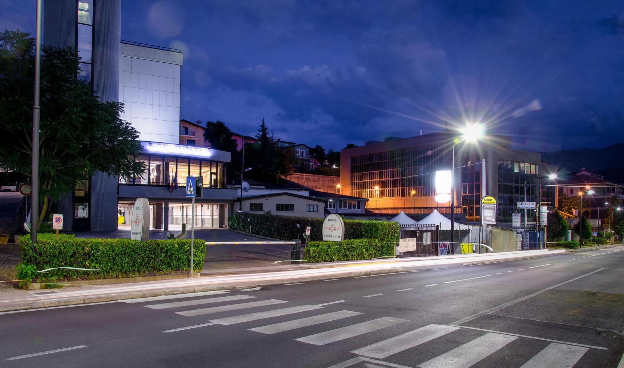 Hotel Federico II LʼAquila Dış mekan fotoğraf
